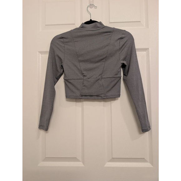 Women's MIKOH Gray Long Sleeve Mock Neck Crop Top XS - Picture 2 of 3